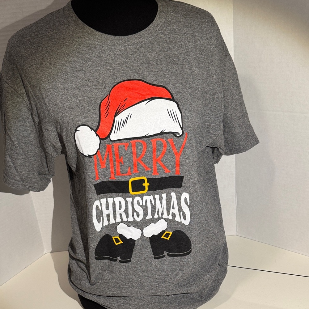 Gray 'Merry Christmas' Holiday Graphic Tee